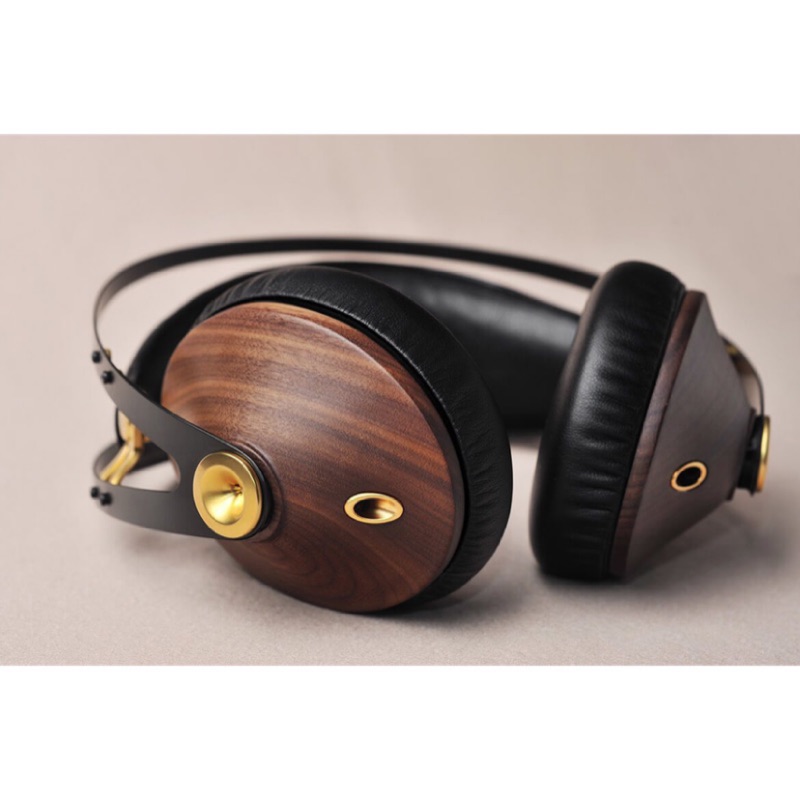 Meze Audio 99 Classics Golden 耳罩式耳機 胡桃木 / 黑金 堅持原木製作的耳機