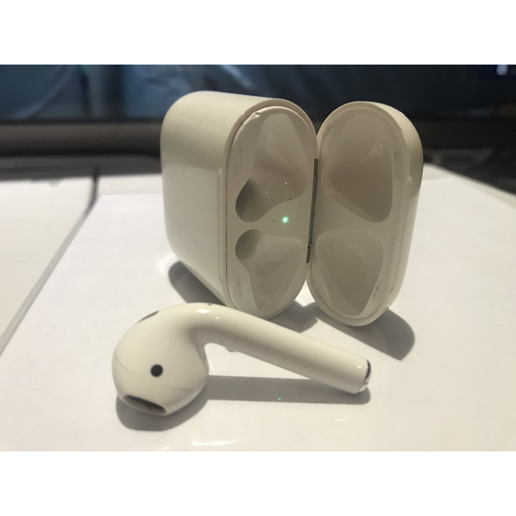 蘋果 AIRPODS 左耳 (只剩左耳，充電盒已售)