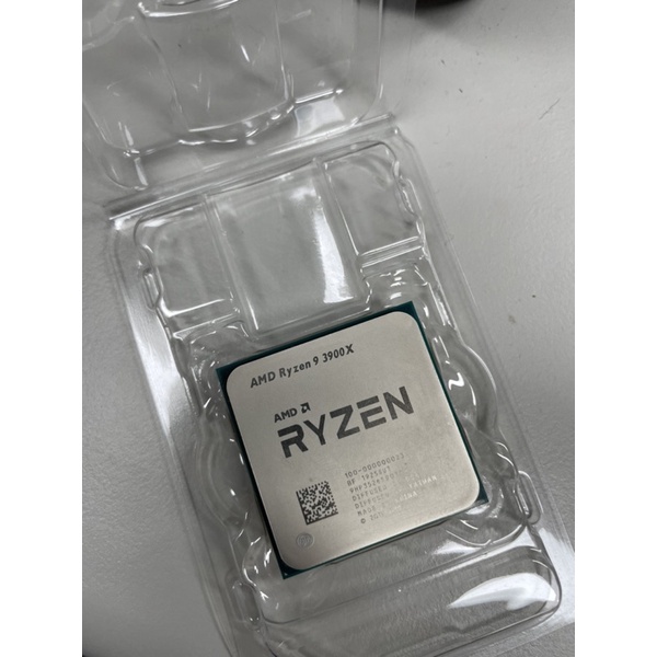 (二手）AMD Ryzen 3900X含風扇