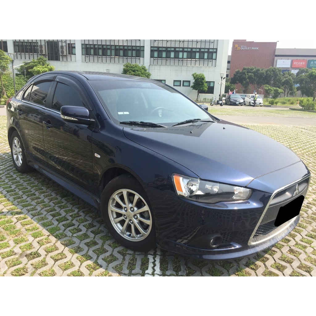 14 三菱lancer Sportback五門line S電話 0902 2 802 二手車中古車 蝦皮購物