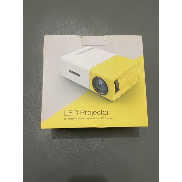 【LED Projector】便攜型 超迷你 LED投影機  HDMI 二手
