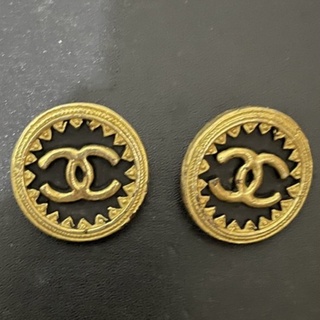 chanel vintage黑色logo耳夾