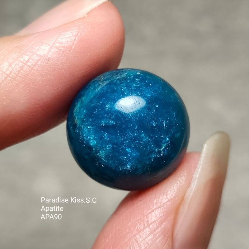 💎APA90.Apatite.天然星光體藍磷灰石.絕美的深海藍色系.無孔完整體(鑲嵌款裸石).