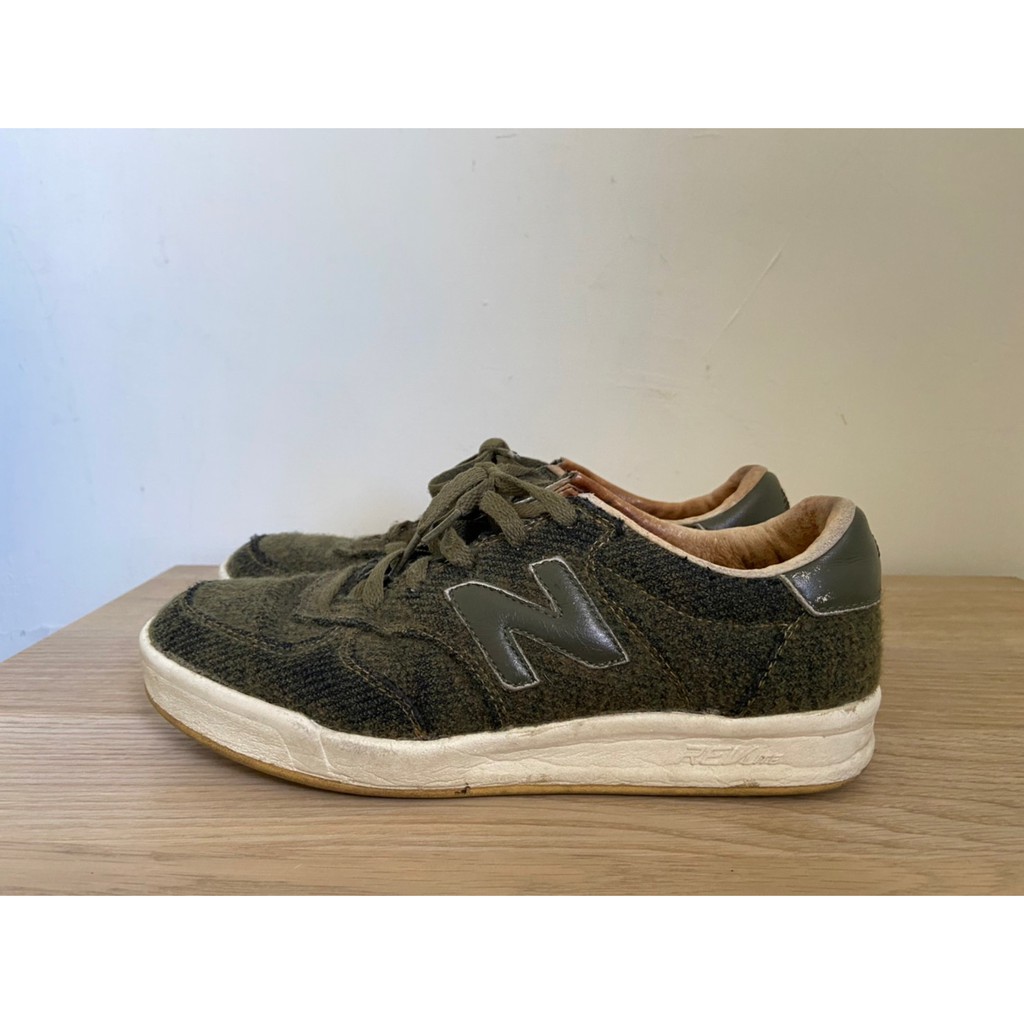 New Balance Woolen CRT300 EB 冬季呢絨低筒復古休閒慢跑鞋 草墨軍綠色 (二手)