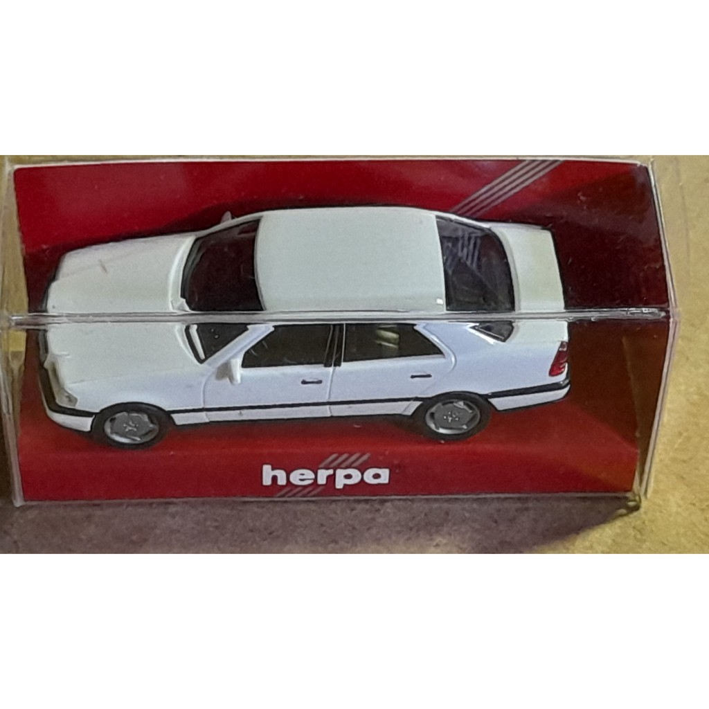 全新未拆日本進口1/87 HERPA 021401 Benz C220(白色)(德國製造)