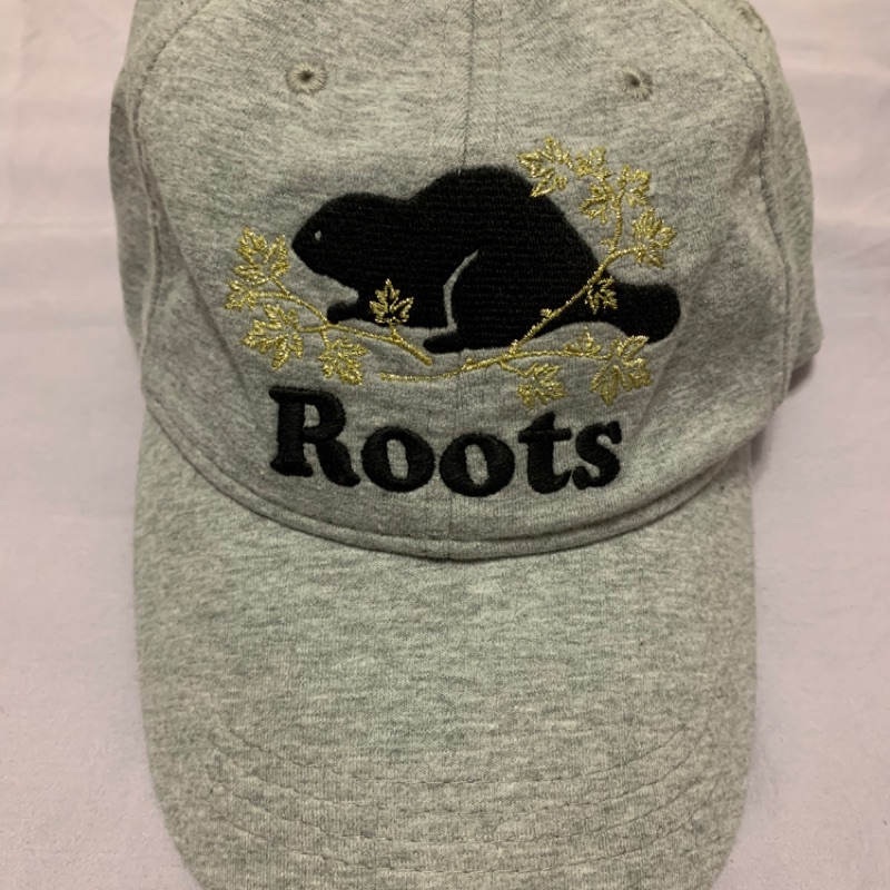 Roots 灰色帽子