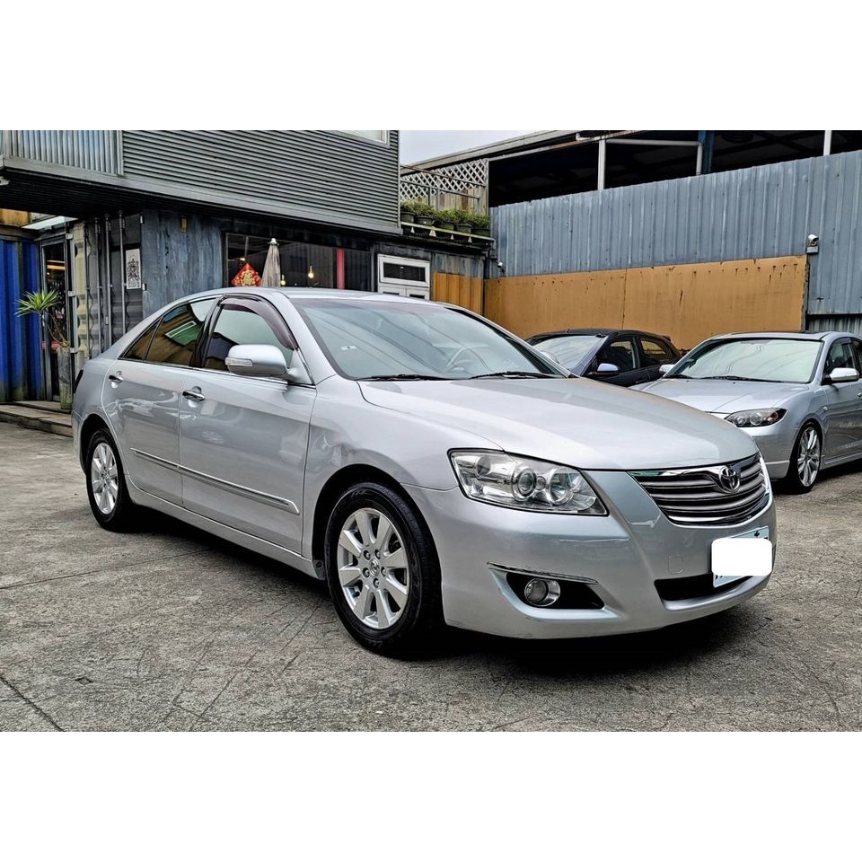 【阿傑】嚴選優質中古車 Toyota camry 目前賞車均有捷運站接送服務！！現在特惠中唷！