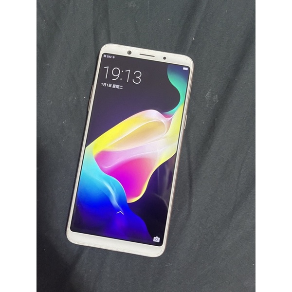 Oppo A73 4G  3G/32G 金色