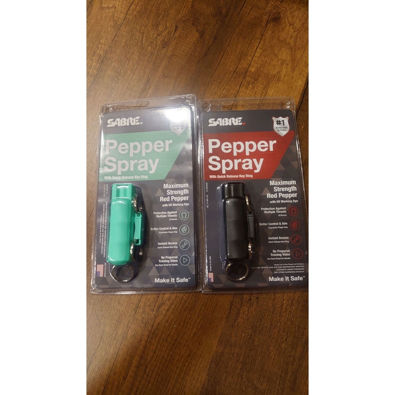 SABRE Pepper Spray 美國 沙豹 辣椒水 防身噴霧 快拆型 水柱 防身 防狼 蒂芬妮綠(薄荷綠)/ 黑色