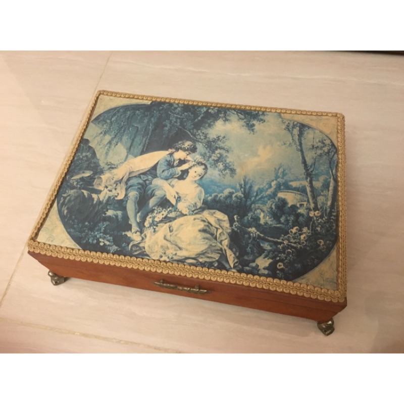 日本製 古董 緞面 絲絨 歐洲貴族情侶 復古 飾品音樂盒