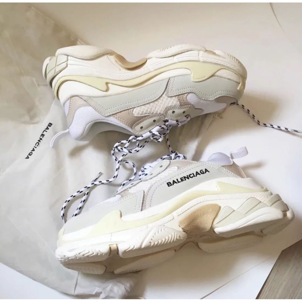 balenciaga triple s 35
