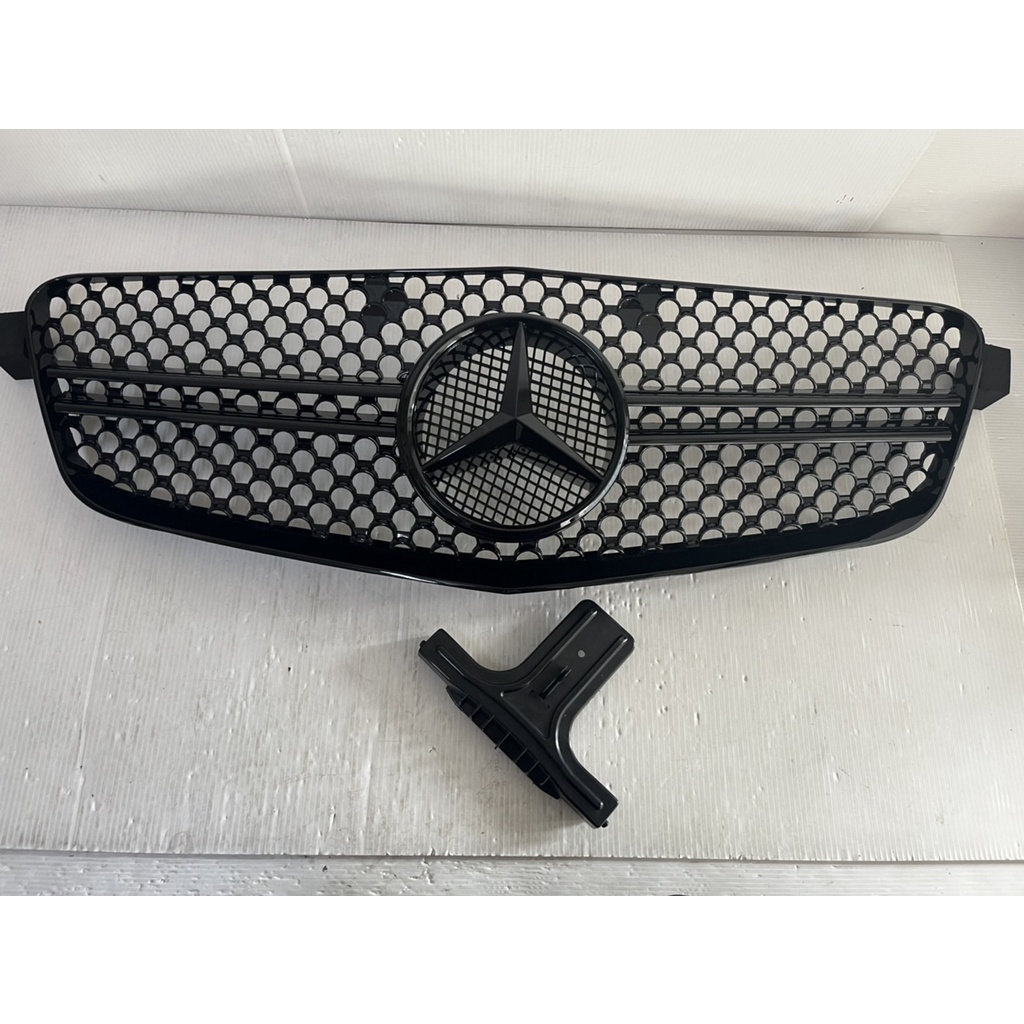 100%精品 E系列 BENZ W212 09 10 11 12 前期專用 全亮黑 鋼琴黑 水箱罩 水箱護罩