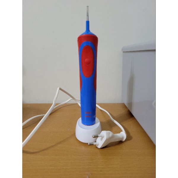 百靈Oral-B-充電式兒童電動牙刷D100-kids