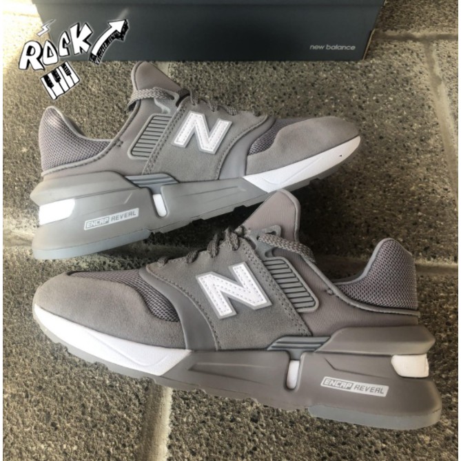 new balance ms997hr
