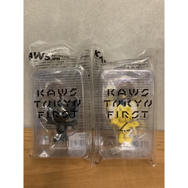 KAWS TOKYO FIRST KEYH日本限定 經典鑰匙圈-KAWS JPP KEYHOLDER 黃 / 黑