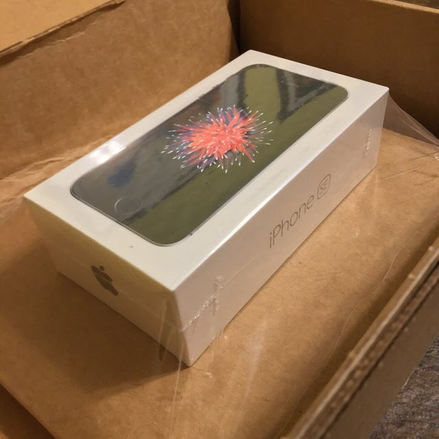 太空灰32G【蘋果園】全新盒裝 保固一年**Apple iPhone SE ㄧ代32GB Locked 鎖卡機