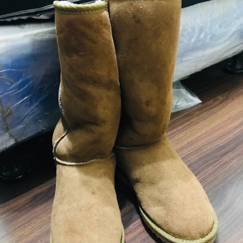 全新 UGG 澳洲 雪靴 US8-9　25.5-26cm 澳洲製　純羊毛
