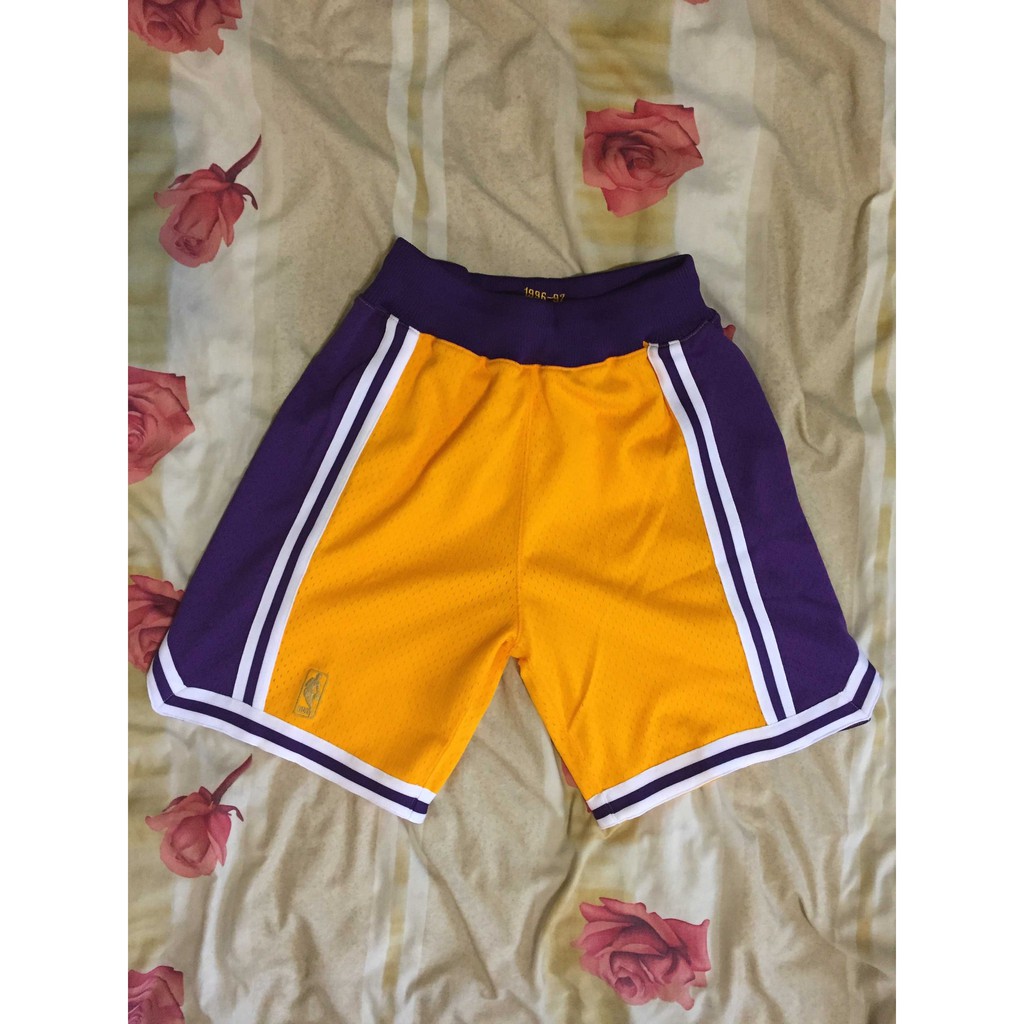 Mitchell Ness mn Authentic Shorts Lakers Kobe Bryant Au 湖人 褲