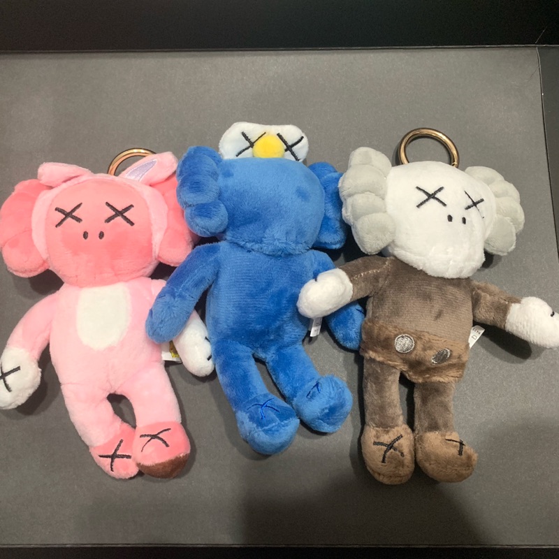 Kaws 同款 娃娃 吊飾 BTS 防彈少年團 鄭號錫