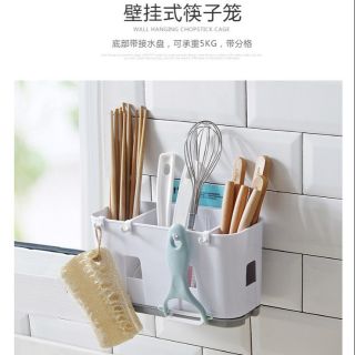 【肝苦人雜貨】{現貨}免打孔筷子籠架 無痕貼塑膠掛式筷子籠 廚房瀝水筷子筒壁掛 勺子收納架 筷子架 筷籠
