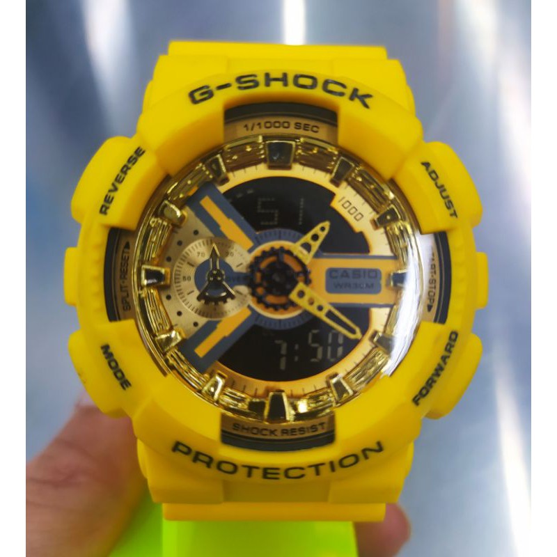 娃娃機 g-shock手錶 便宜耐看 拍攝難免色差 請斟酌單一販售 購買後 不接受退換 謝謝