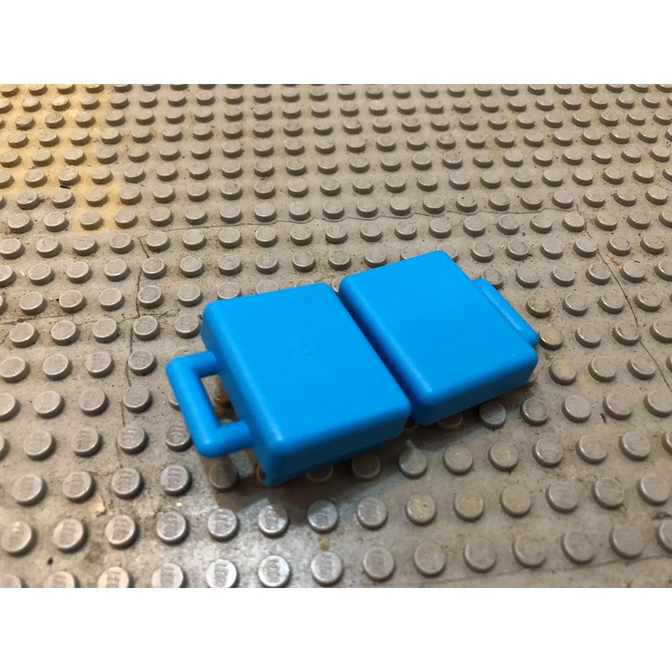 【點點小豆】lego 樂高 積木 DUPLO 得寶  零件 人偶 配件 寶藍色 皮箱 一個  如圖！