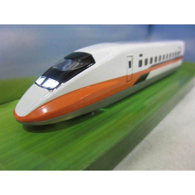 【KENTIM 玩具城】全新(台灣高鐵授權)台灣高速鐵路700T列車收藏精緻合金迴力車(易保公司貨)