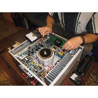 卡拉OK擴大機現場檢測維修TDF FNSD AUDIOKING BEPRO各大廠 費用300元起新莊卡拉ok維修音響店