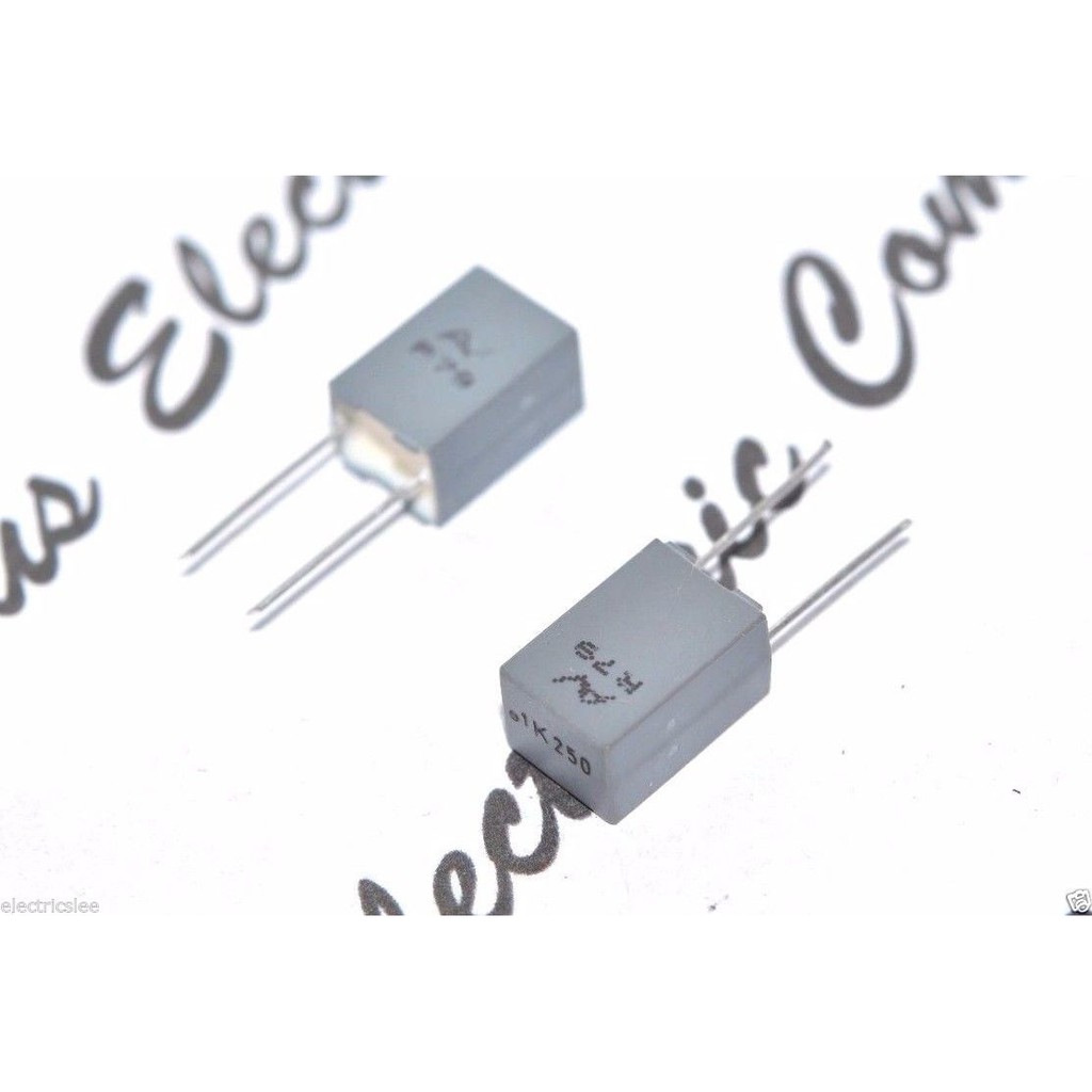 義大利ARCOTRONICS R79 0.1uF 250V 10% 腳距:5mm 方形金屬膜電容 x1個