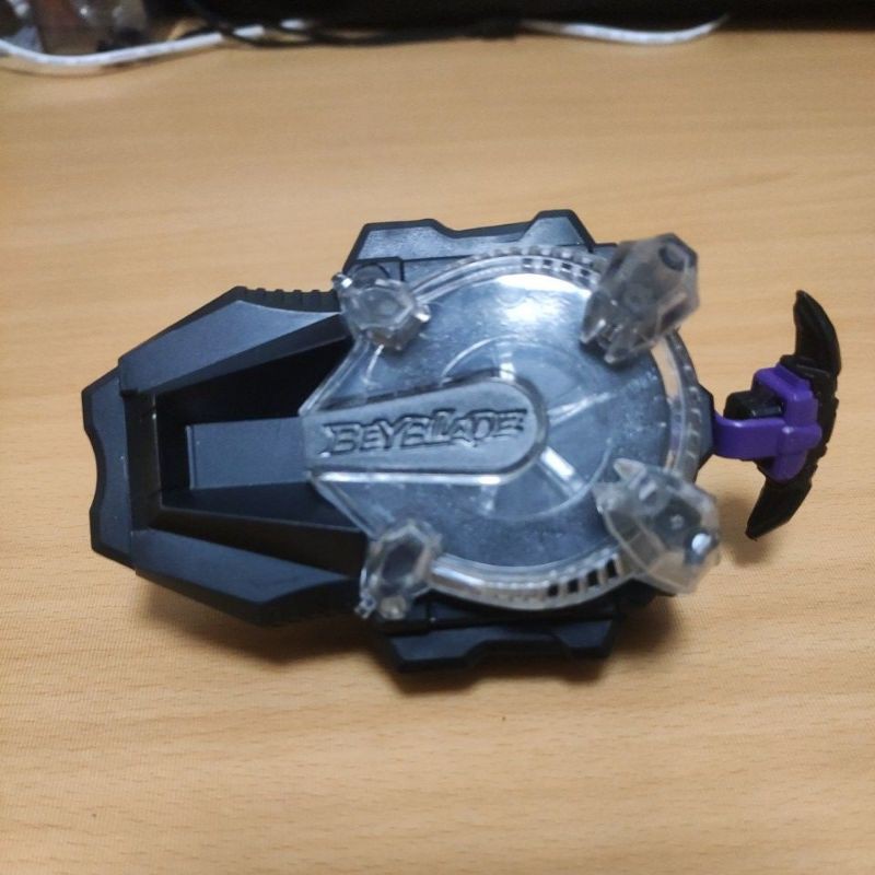 正版戰鬥陀螺-二手-超王火花旋風發射器-黑紫(右旋)