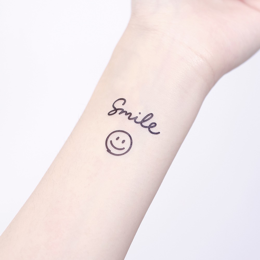 Surprise Tattoos 刺青紋身貼紙 / Smile 笑臉