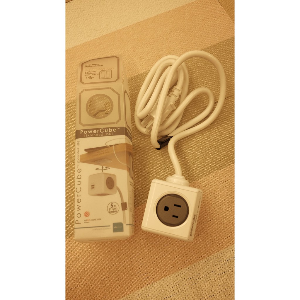 PowerCube 魔術方塊延長線(灰色)雙USB、4面插座、3孔、1.5米 二手