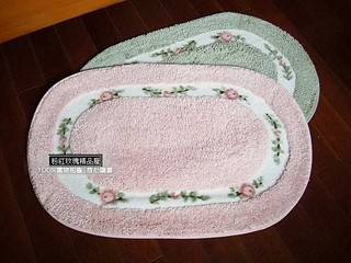 粉紅玫瑰精品屋~田園風格玫瑰花朵橢圓地墊/可洗衣機洗防滑墊-現貨-粉