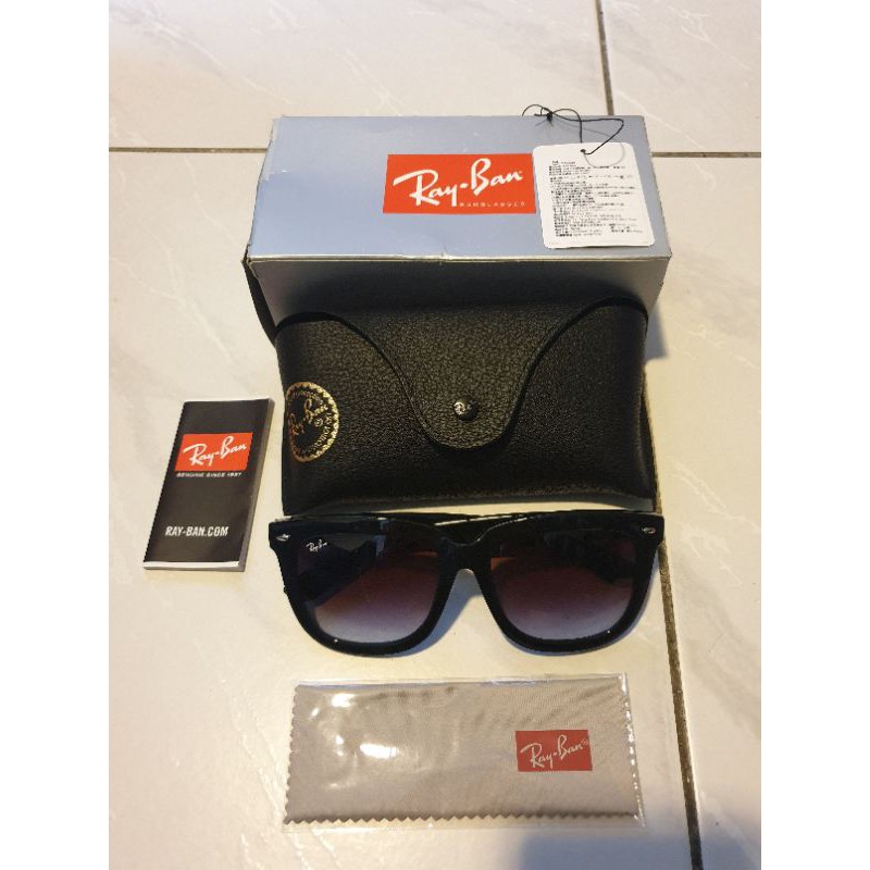 Ray Ban  太陽眼鏡   （型號： rb4262D）大框膠框