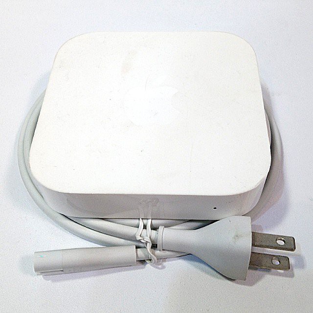 蘋果 A1392 Apple Airport Express Wifi 網路分享器 多媒體串流