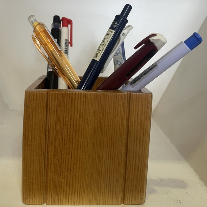 台灣檜木筆筒 台灣現貨 收納盒 收納筒 辦公桌 書桌 多功能筆筒 直立式筆筒 筆筒
