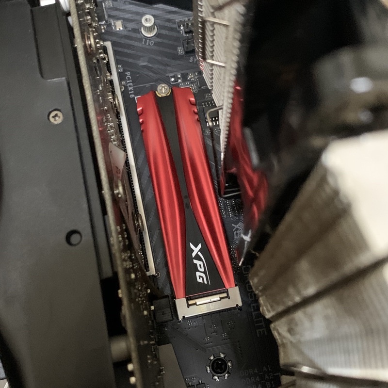 ADATA 威剛 XPG S11 Pro 2TB M.2 PCIe SSD固態硬碟 紅色散熱片 威剛 M2 2T SSD