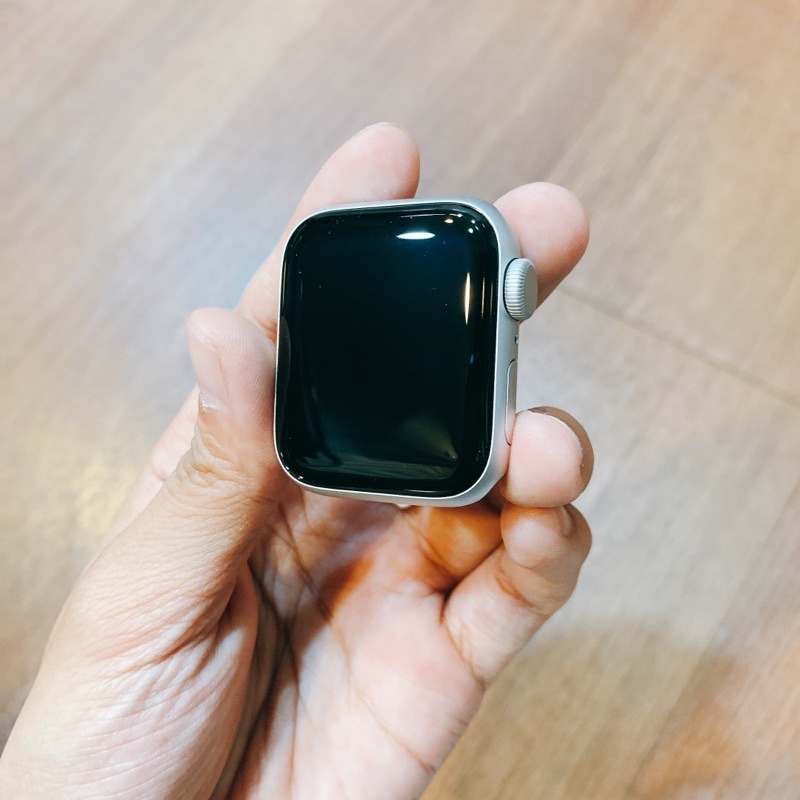 Apple Watch SE 40mm GPS 銀色 二手九成新