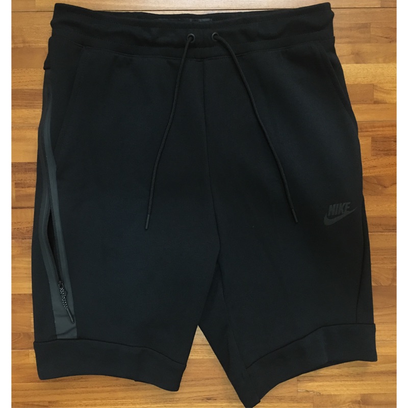 nike tech fleece shorts