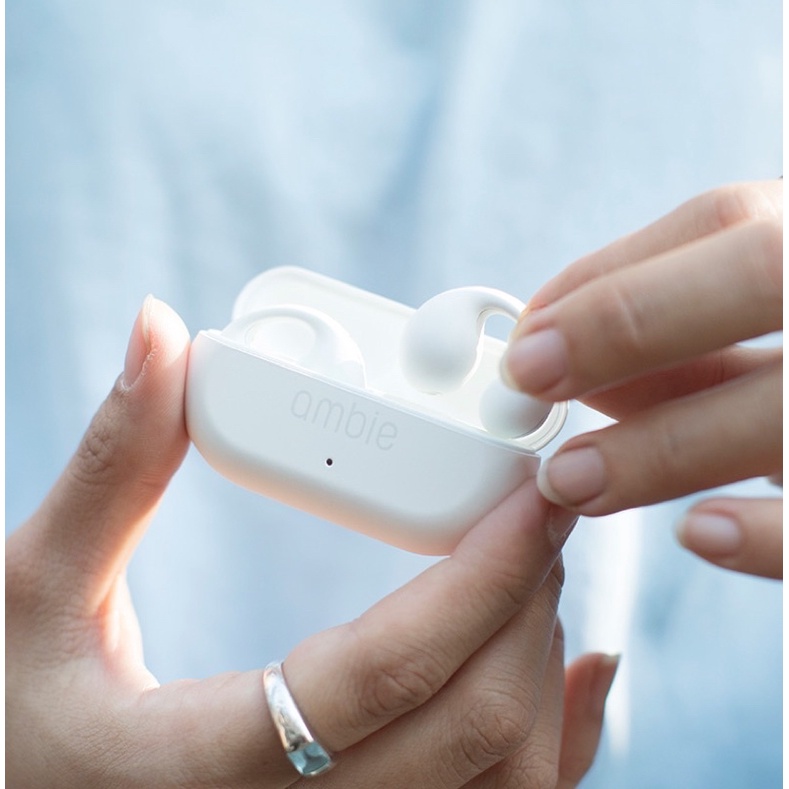 正規品販売 Ambie Sound Earcuffs Am Tw01 イヤフォン