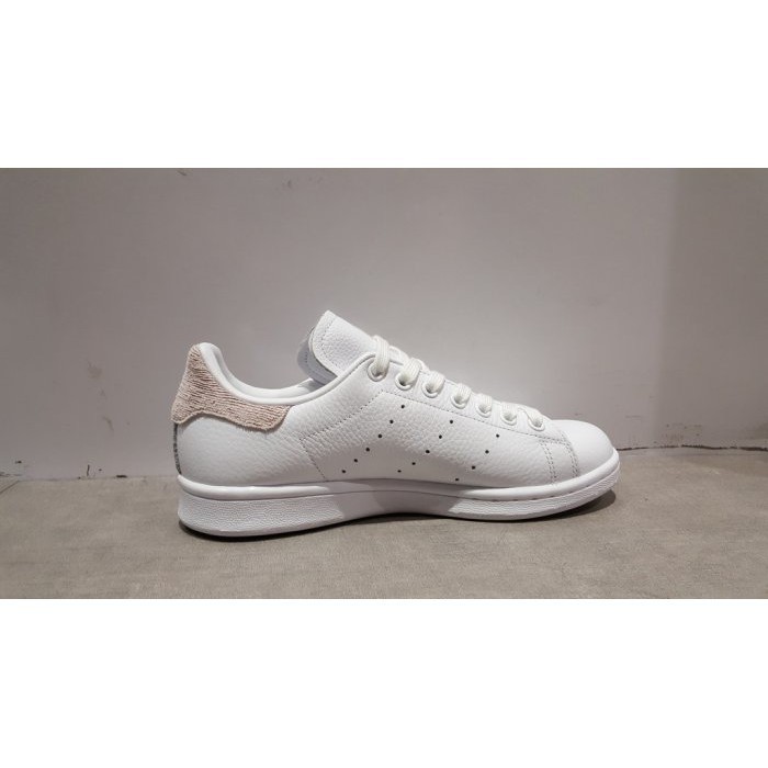 stan smith b41625