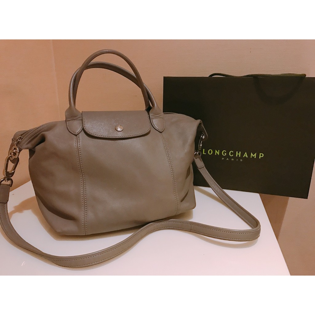 下殺$8000▶二手◀ 超低價 小羊皮 LONGCHAMP 短把皮革摺疊兩用包 手提/肩背 九成新