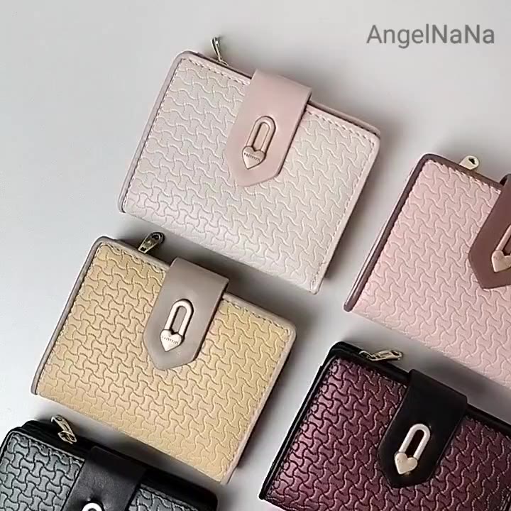 【AngelNaNa】短夾-甜美愛心優雅格子壓印撞色搭扣女皮夾皮包零錢包(SMA0331)