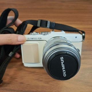 [自售] Olympus E-PL7 14-42mm f3.5-5.6 白色 kit組  旅遊街拍、人像Vlog相機