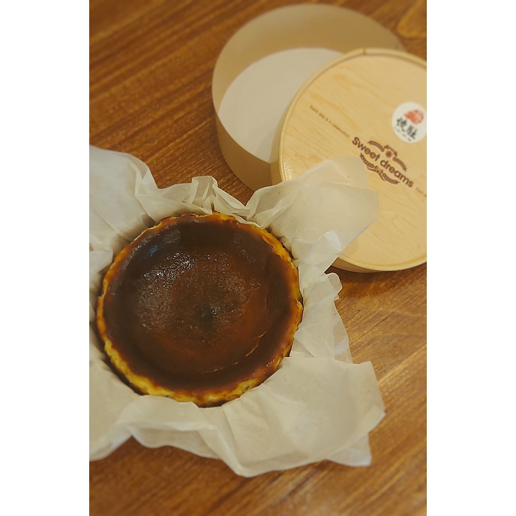 [燒肚鯛魚燒] 手作甜點系列- 6吋巴斯克焦香起士蛋糕、巴斯克焦香起士檸檬蛋糕 ※需冷藏或冷凍※