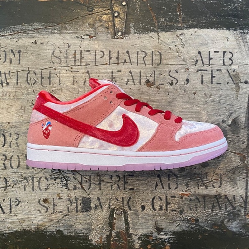Strangelove X Nike Sb Dunk Low 情人節 蝦皮購物