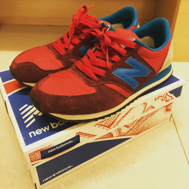 9成新New balance 420紅色款 附鞋盒（含運）