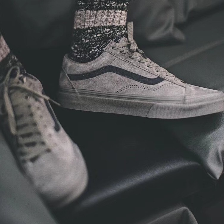 reigning champ vans