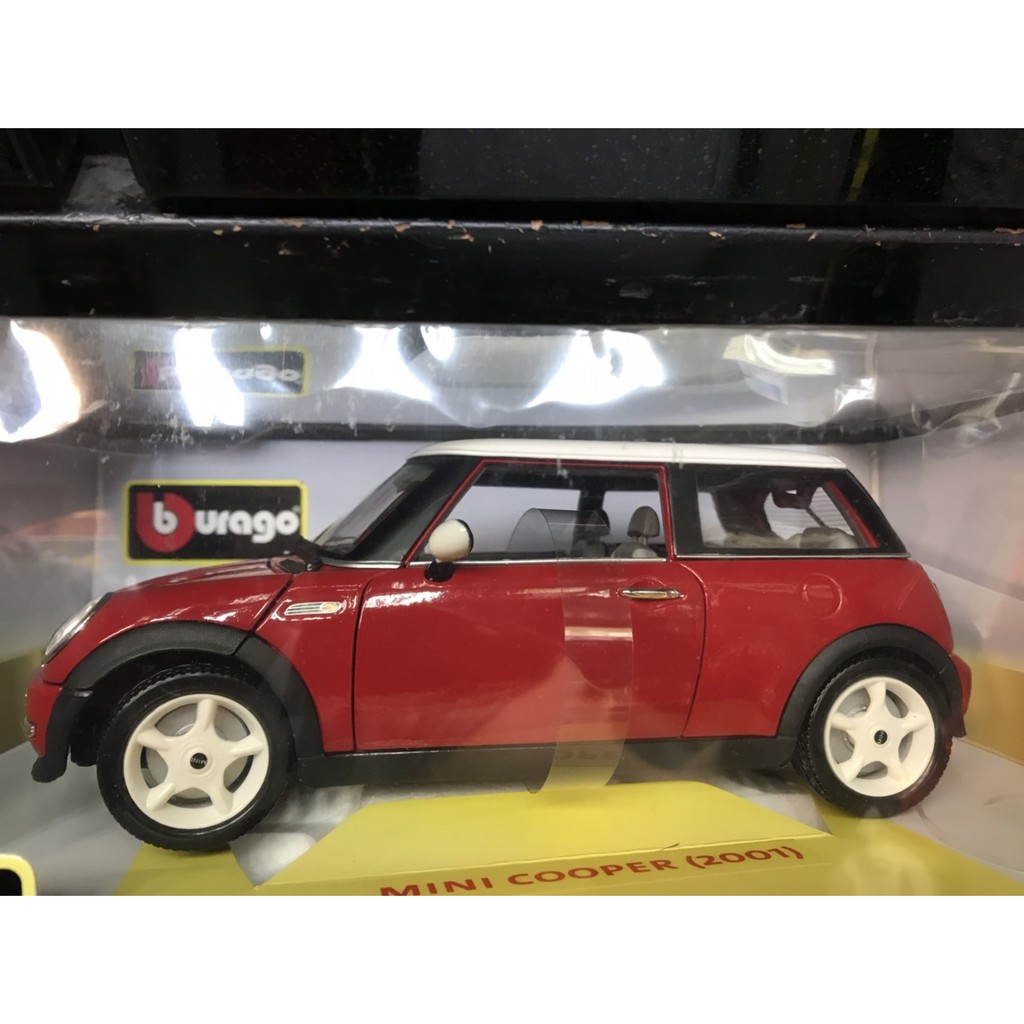 【BBURAGO】1/18 MINI COOPER GOLD 模型車