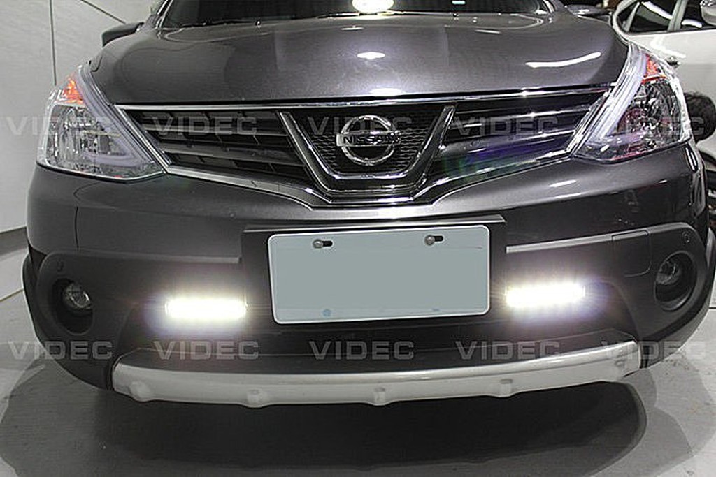 DIY商城 HID LED 日行燈 DRL NISSAN NEW LIVINA